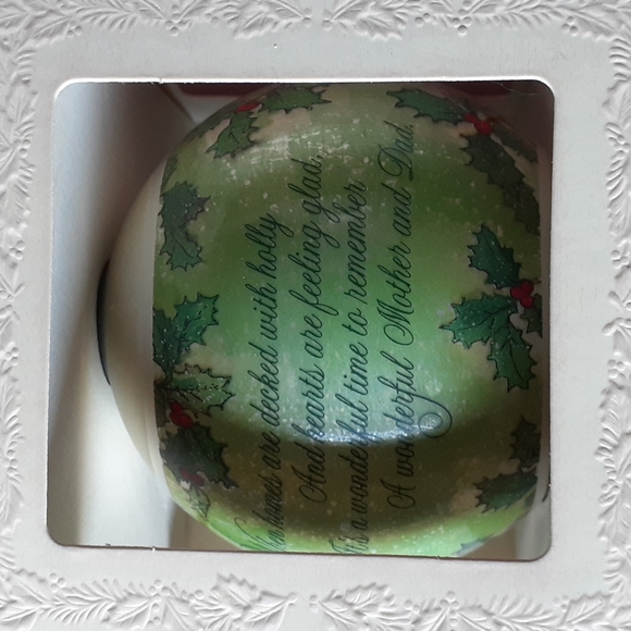 Vintage Hallmark Glass Ornament - Picture 3 of 3